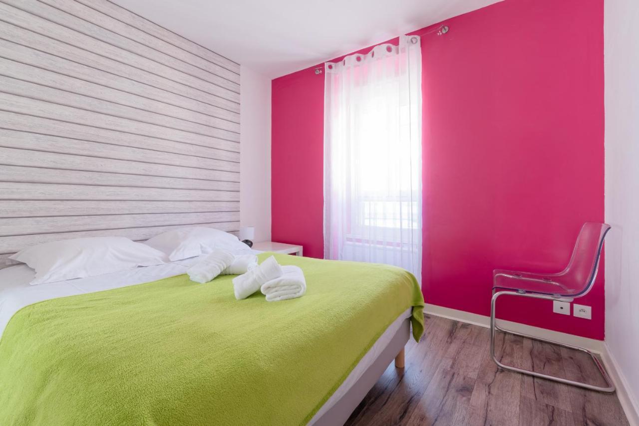 Ker Uhel - Charmant Appartement Plein Centre Saint-Renan Exterior photo
