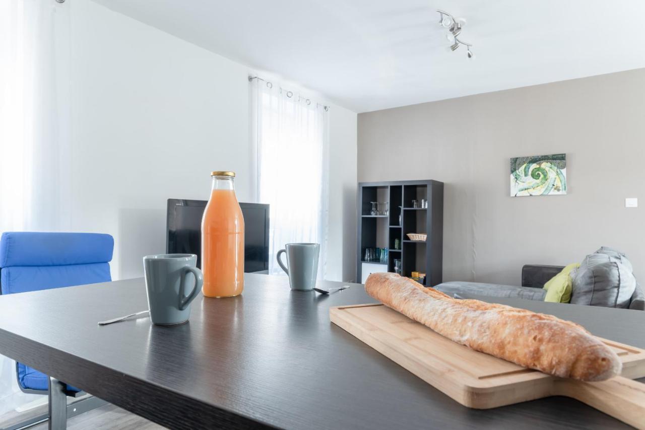 Ker Uhel - Charmant Appartement Plein Centre Saint-Renan Exterior photo